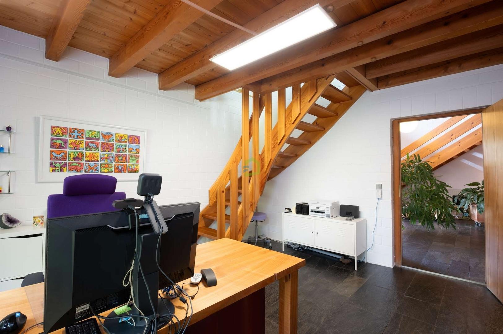 Büro mit Verbindung