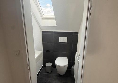 WC OG + Dusche, WC im EG 