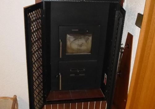 Kachelofen Wohn + Eszimmer