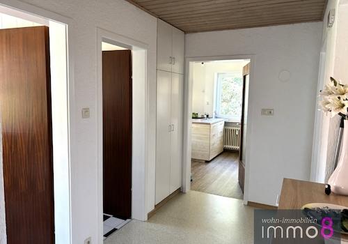 Wohnung im OG hell und geräumig