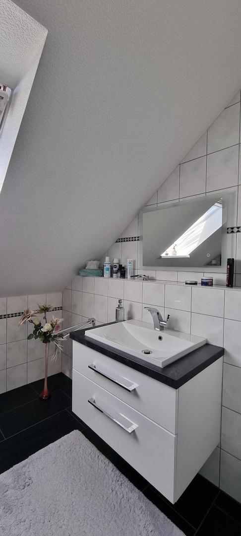 WC mit Dusche OG