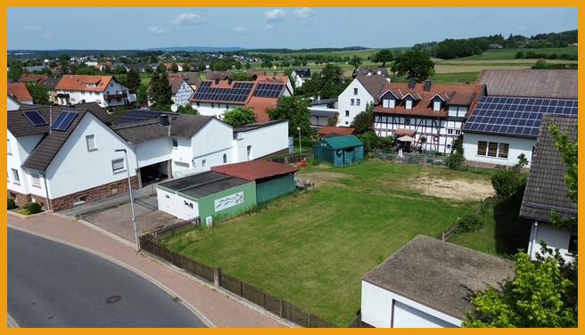Blick von der Straßenseite