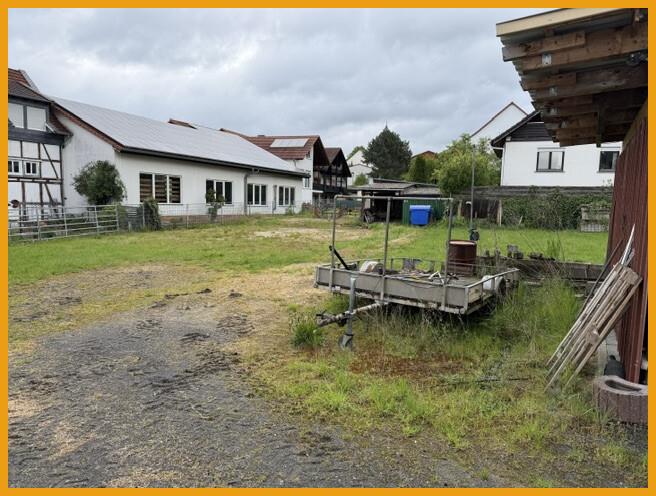 Blick über das Grundstück