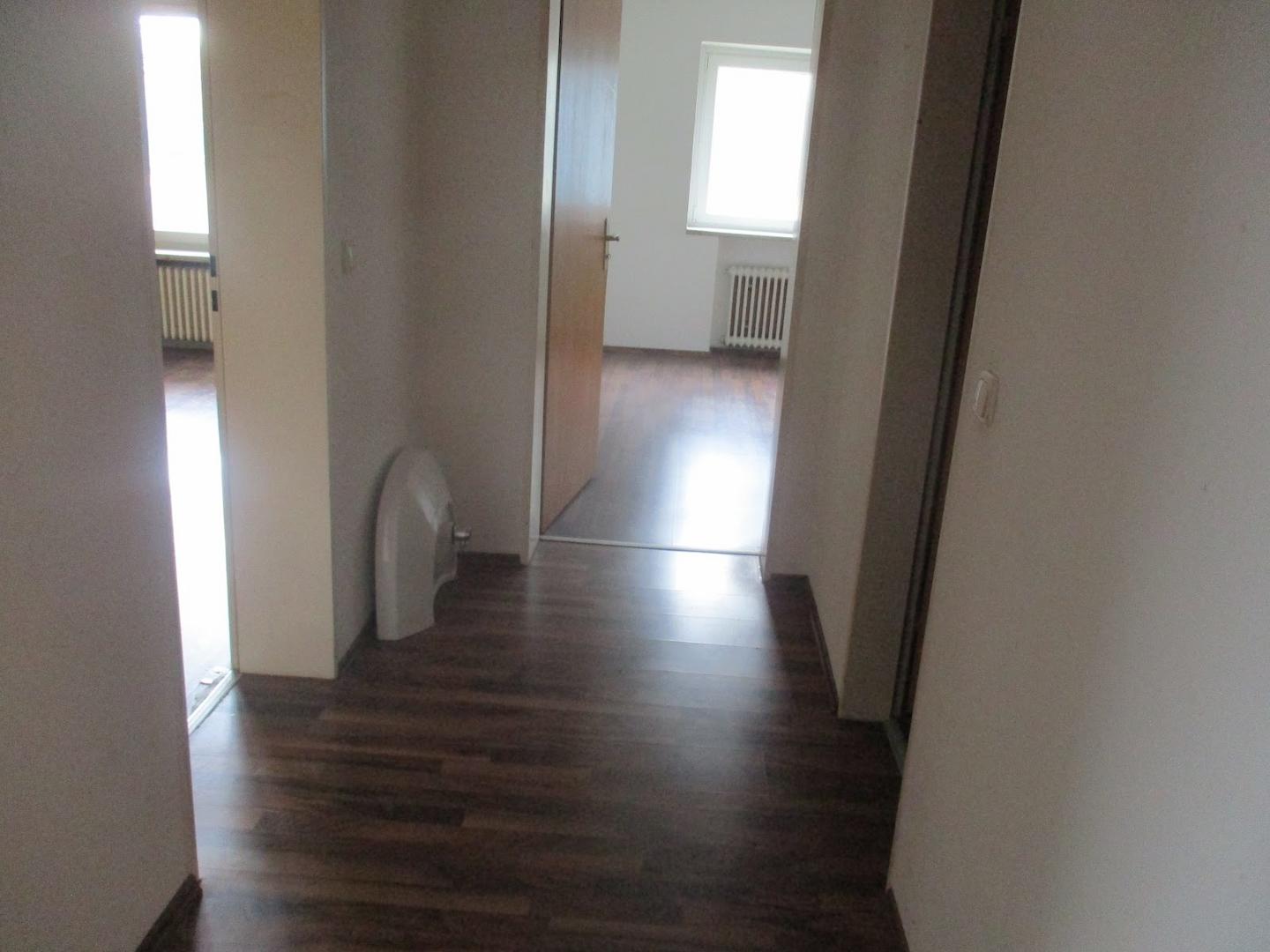 Wohnungsfur/Diele