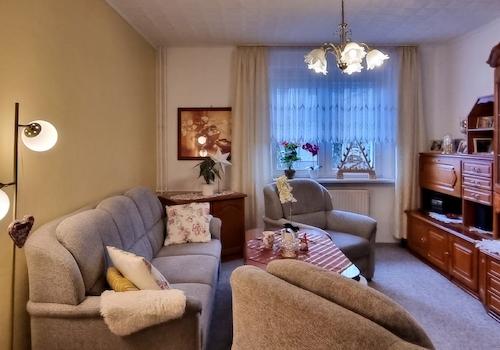 Kleines Wohnzimmer - derzeit unmöbliert