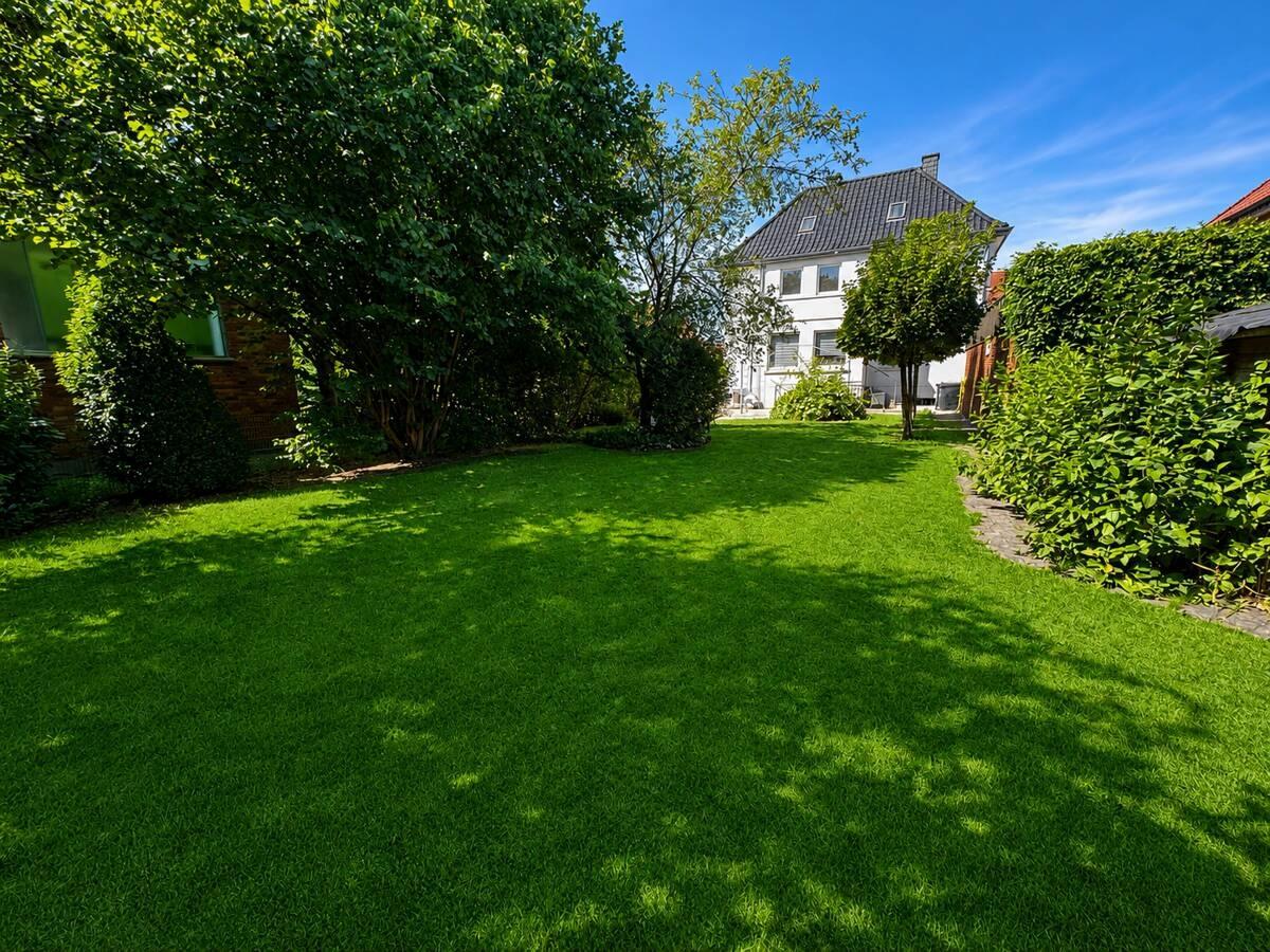 Garten - Ansicht Haus