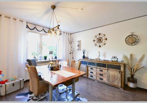 Gemütliches Esszimmer