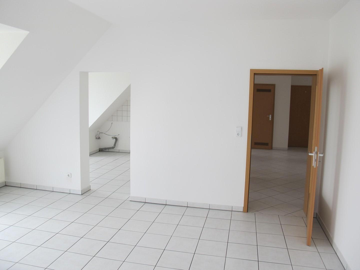 Wohn-Blick zur Küche