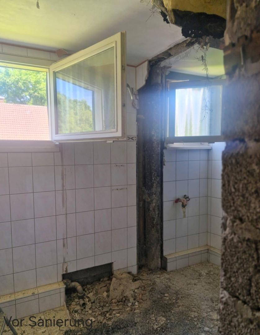 Badezimmer vor der Sanierung