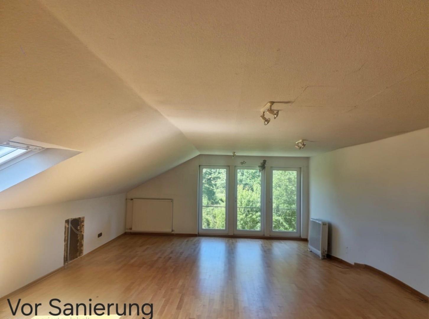 Wohnzimmer vor Sanierung