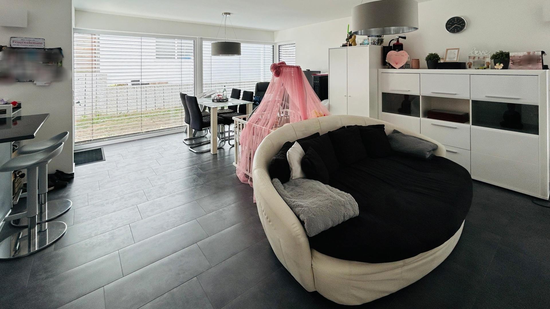 Wohn- und Esszimmer