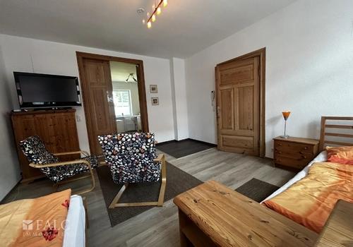 Wohnzimmer Wohnung links