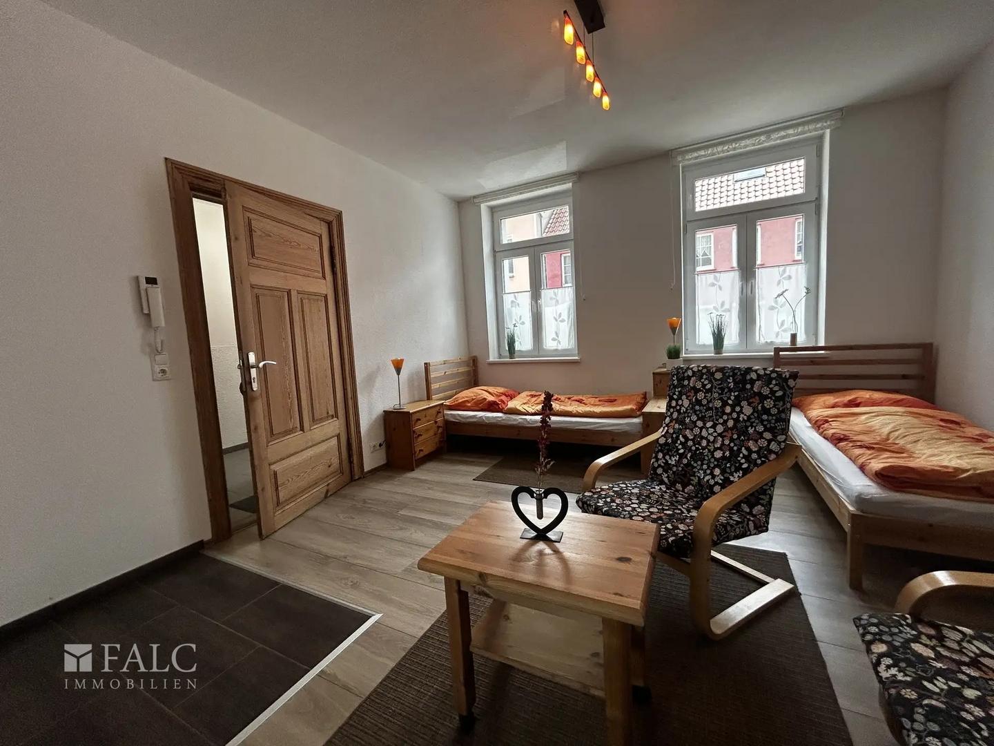 Wohnzimmer Wohnung links