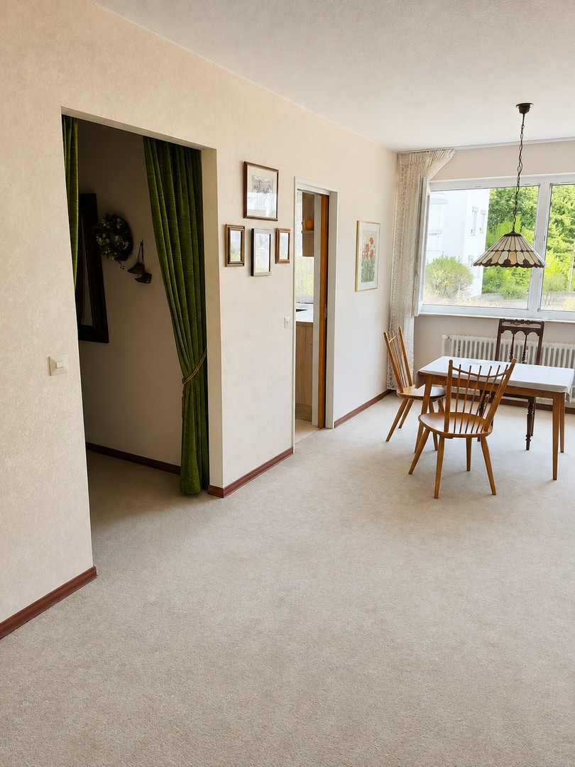 Esszimmer,Flur, Küche
