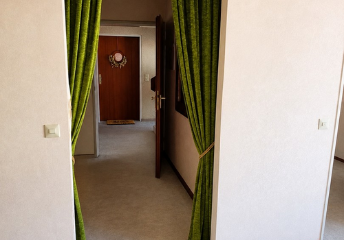 Flur ins Treppenhaus