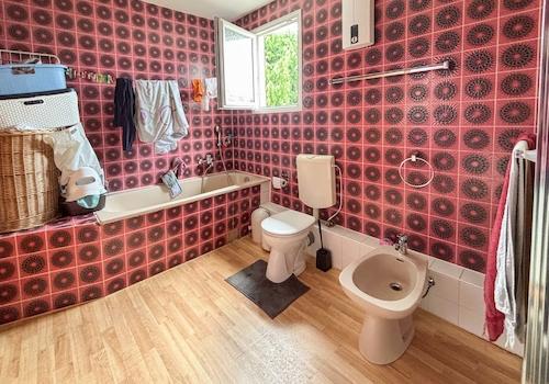 Bad Wohnung 2. OG