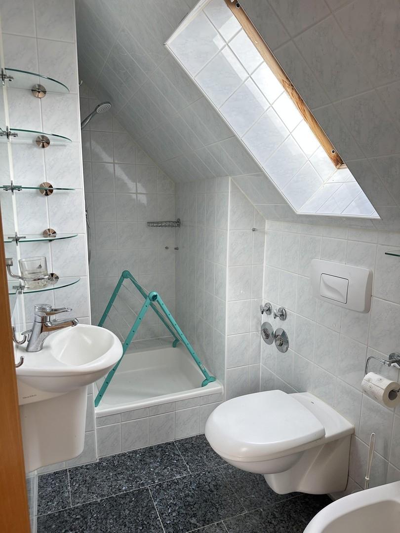 Bad Spitzboden Dusche, Bidet