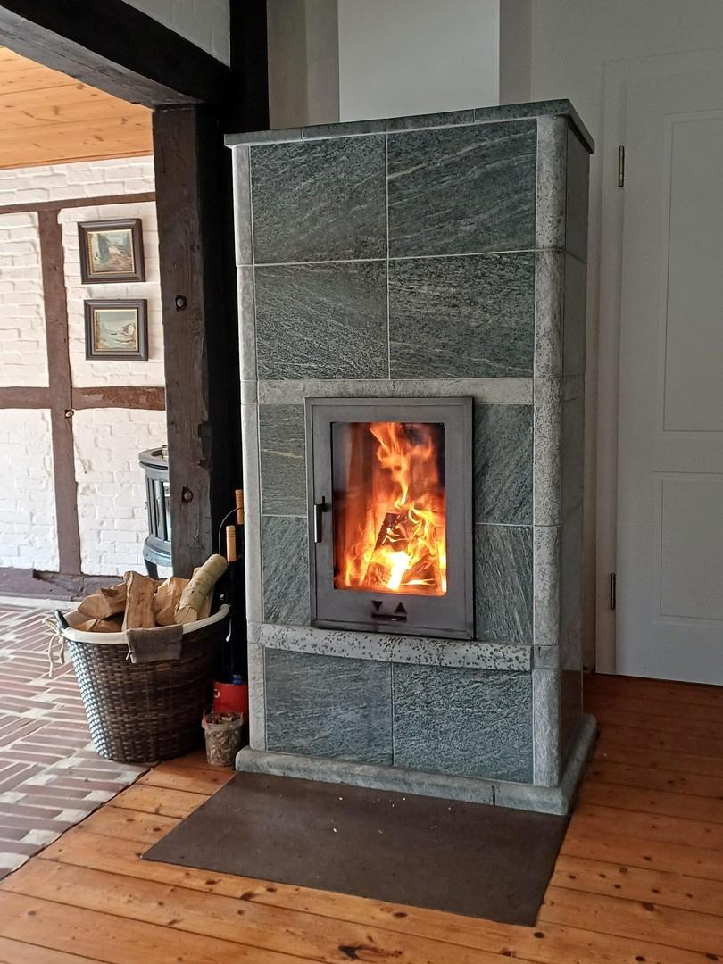 Specksteinofen im Wohnzimmer