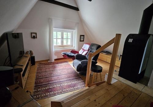 Studio mit Kaminofen OG