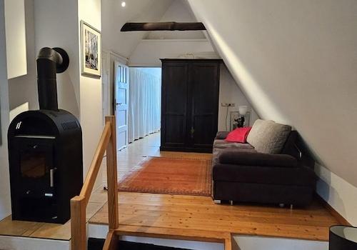 Gästezimmer mit Kaminofen OG