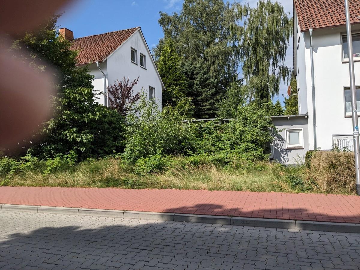zwischen den Häusern