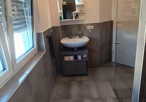 Badezimmer im Obergeschoss