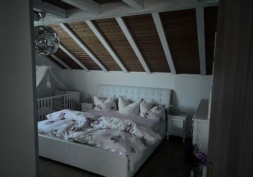 Schlafzimmer Eltern