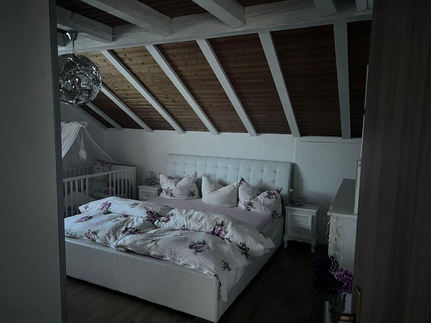 Schlafzimmer Eltern
