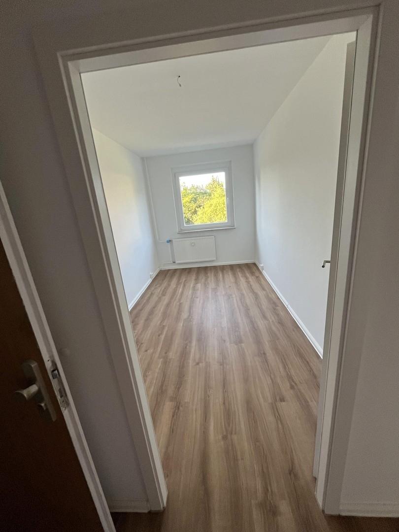 Kleines Schlafzimmer / Büro