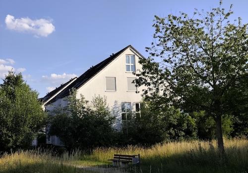 Hausansicht Seite