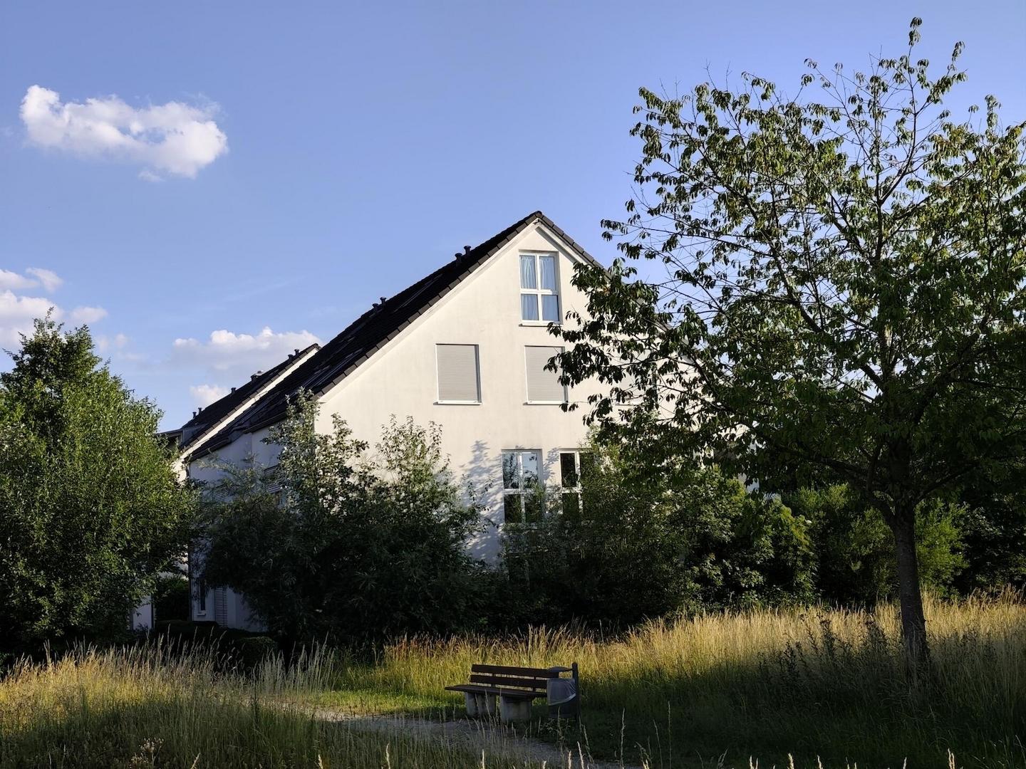 Hausansicht Seite