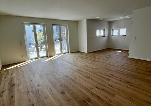 Wohnzimmer & Küche