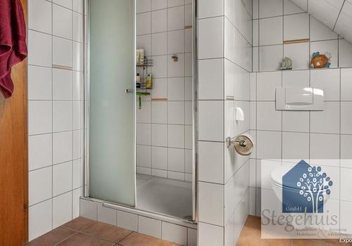 Badezimmer im OG