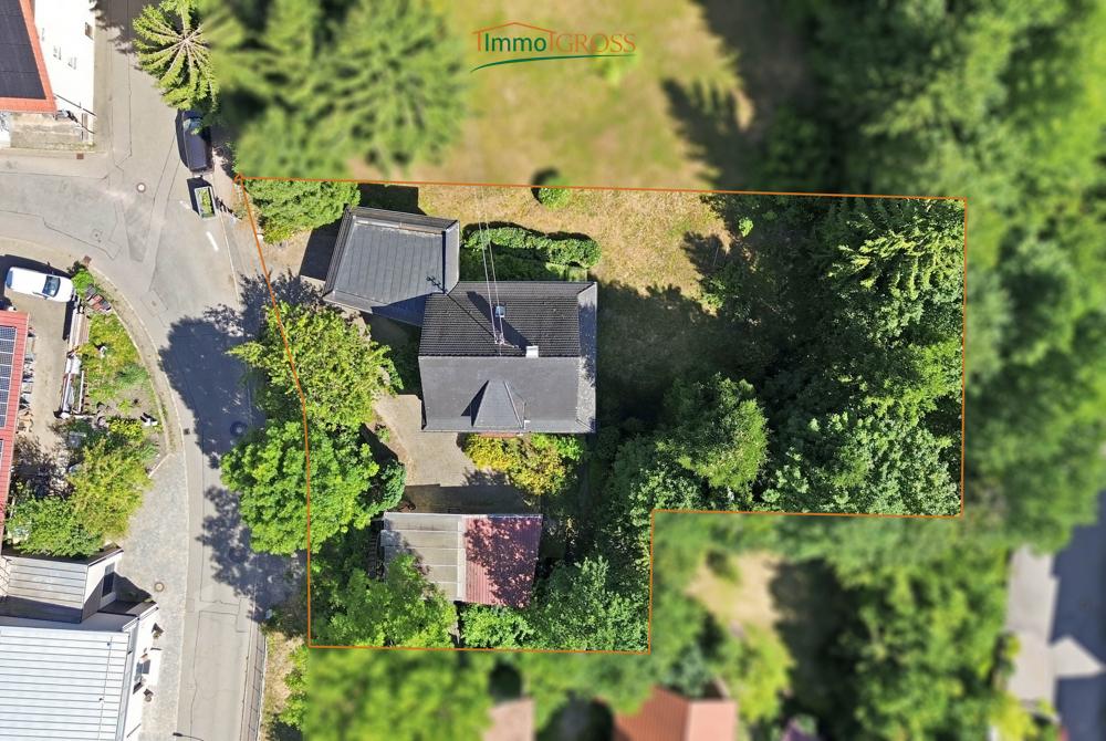 Das Haus mit Garten von oben