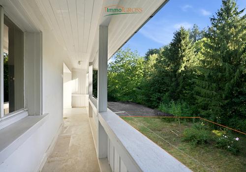 EG - Blick auf den großen Garten (markiert)