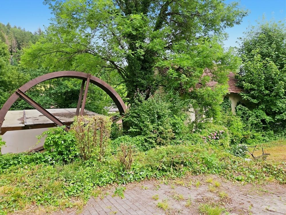 Die Mühle und das Haus von außen
