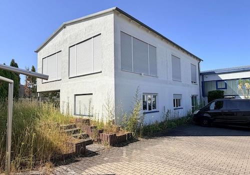 Verwaltungsgebäude