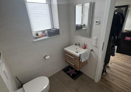 Gäste-WC EG