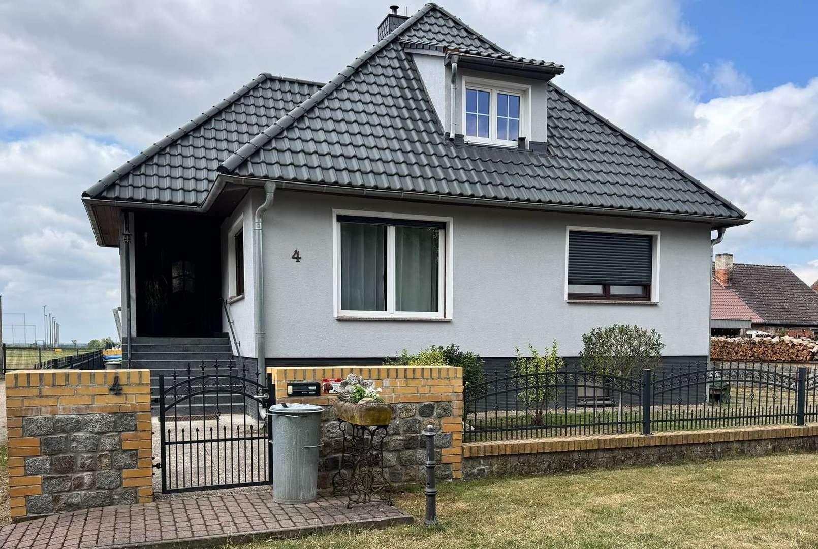 Hausansicht...