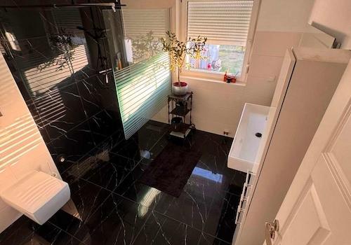 Badezimmer im EG