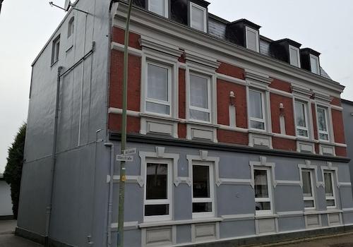 EG links 3 Fenster.