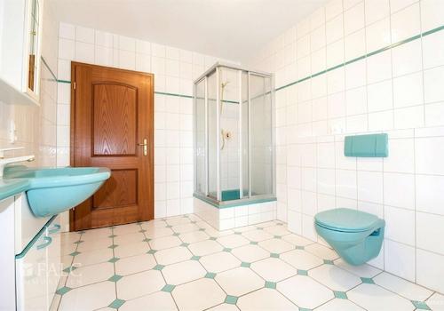  Badezimmer WE 1