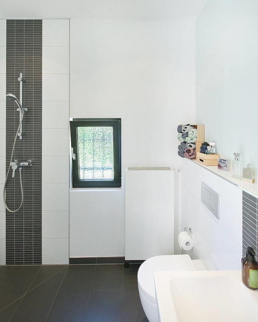 Badezimmer EG