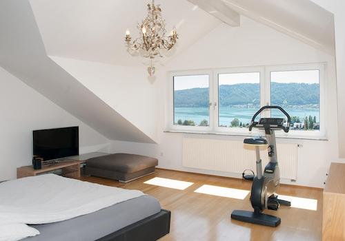 Schlafzimmer DG