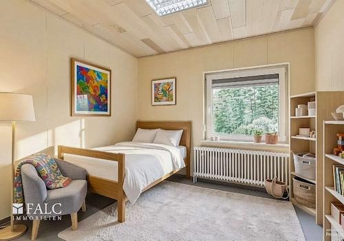 Gästezimmer 1.OG (virtuell möbliert)