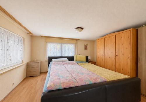 Schlafzimmer EG