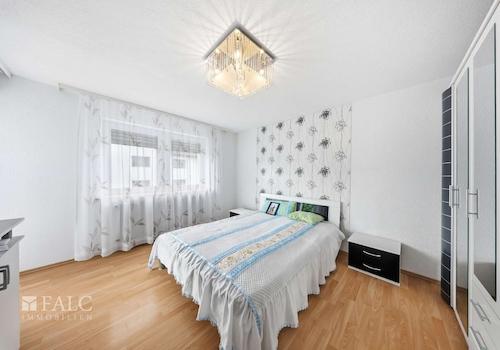 OG Schlafzimmer 2