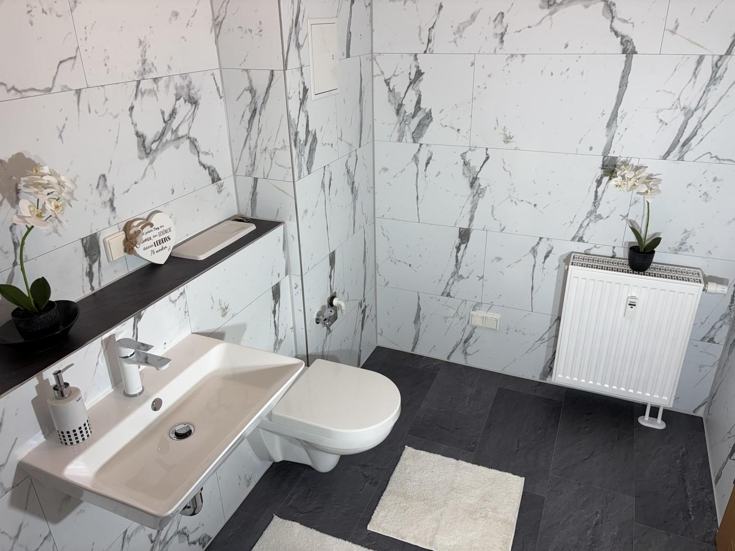 hochwertige Sanitärkeramik