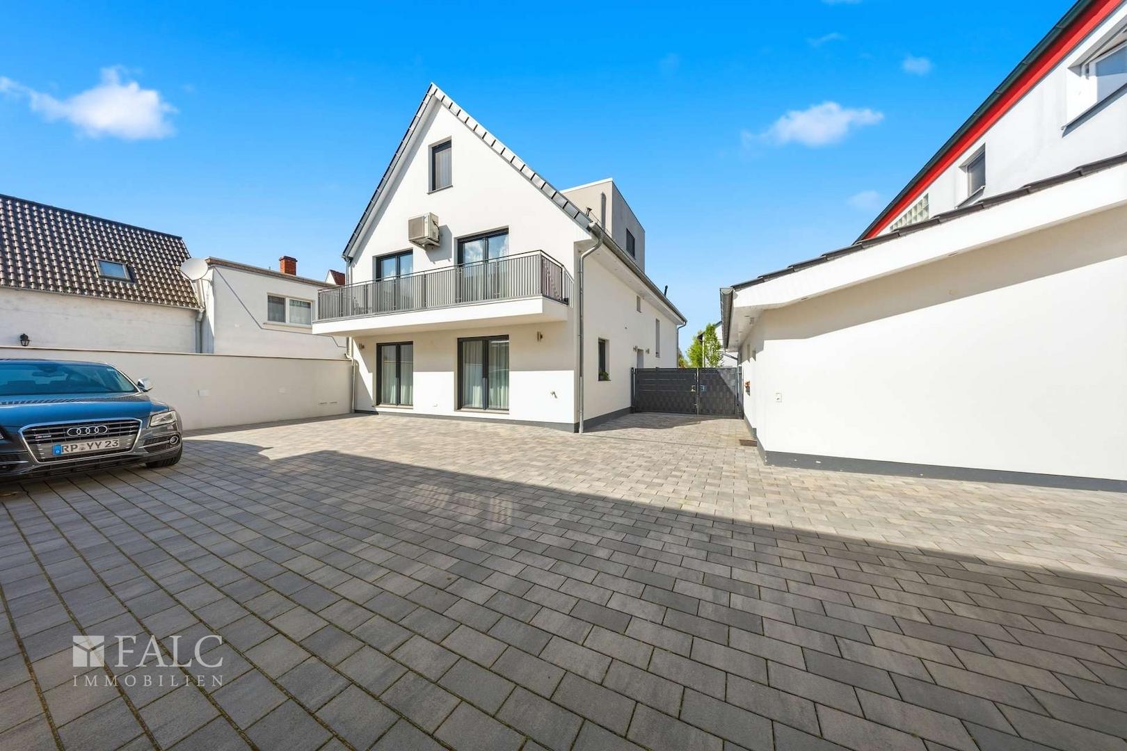 Außenansicht_Vorderhaus