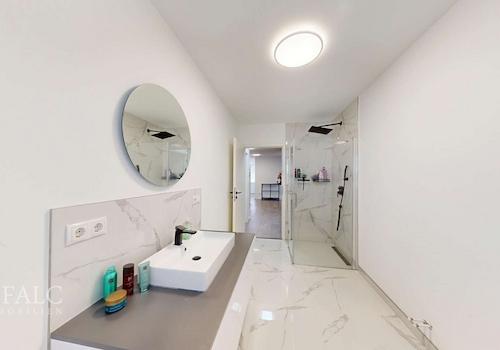 Vorderhaus_Wohung 1_EG_Bad